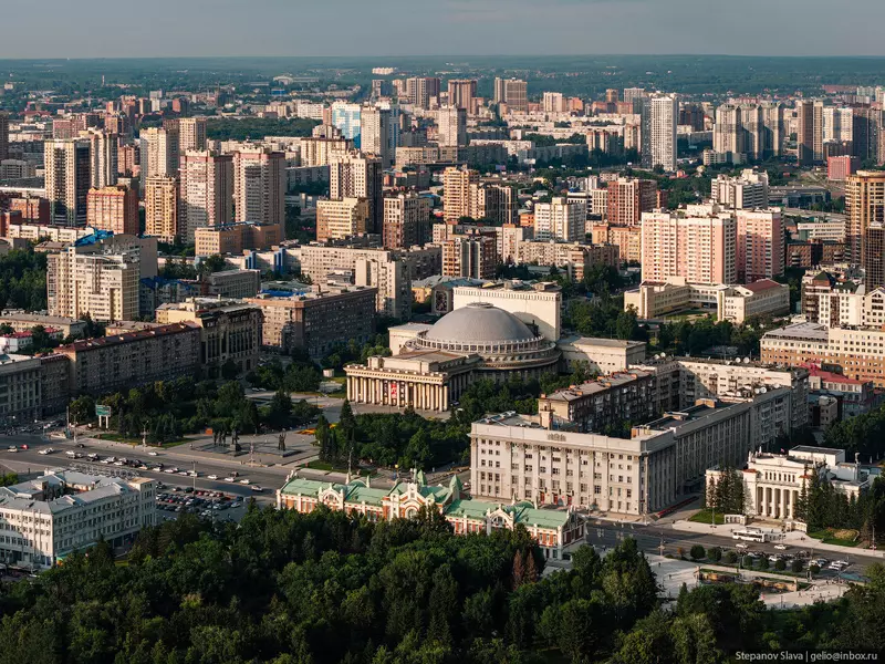 10 для новости «Новосибирск третий по числу жителей город России»